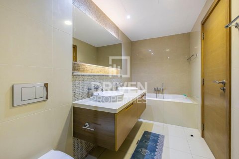 Apartamento en alquiler en Downtown Dubai (Downtown Burj Dubai), Dubai, EAU 2 dormitorios, 114.46 m2 № 745516 - foto 13
