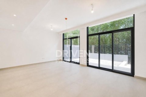 Adosado en Mudon, Dubai, EAU 3 dormitorios, 168.62 m² № 754252