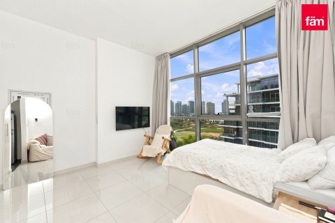 Lägenhet till försäljning i Dubai, UAE 30.7 kvm Nr. 740848 - fotografi 3