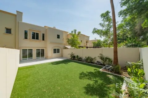 Villa te huur in The Springs, Dubai, VAE 3 slaapkamers, 228 vr.m., nr 738362 - foto 17