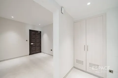 Villa te huur in The Springs, Dubai, VAE 3 slaapkamers, 228 vr.m., nr 738362 - foto 9