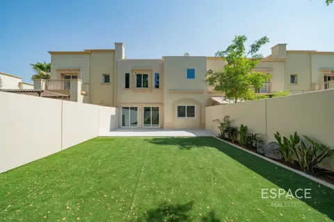 Villa te huur in The Springs, Dubai, VAE 3 slaapkamers, 228 vr.m., nr 738362 - foto 18