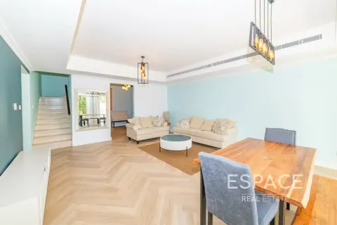Villa The Springs, Dubaijā, AAE 3 istabas, 228 m2 Nr. 738366 - attēls 4