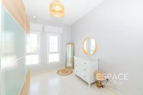 Villa The Springs, Dubaijā, AAE 3 istabas, 228 m2 Nr. 738366 - attēls 9
