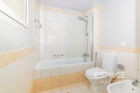 Villa The Springs, Dubaijā, AAE 3 istabas, 228 m2 Nr. 738366 - attēls 16