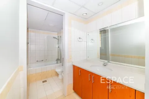 Villa The Springs, Dubaijā, AAE 3 istabas, 228 m2 Nr. 738366 - attēls 15