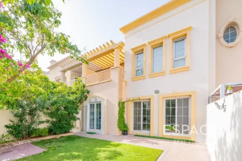Villa The Springs, Dubaijā, AAE 3 istabas, 228 m2 Nr. 738366 - attēls 19