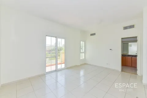 טאונהאוס להשכרה ב The Springs, Dubai, איחוד האמירויות  3 חדרי שינה, 209 מ"ר, מספר 738363 - תמונה 9