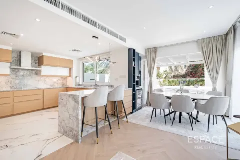 Vila di The Springs, Dubai, UEA 4 kamar tidur, 209 m2 nomor 738365 - foto 3