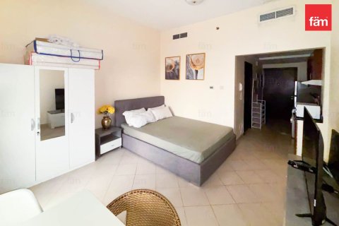 Apartment til salg i Dubai Marina, Dubai, UAE 32.6 kvm № 727342 - foto 2