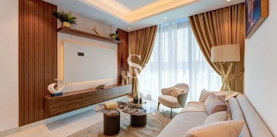 Apartment in Nadd Al Hammar, Dubai, UAE 2 bedrooms, 98 sq.m. № 740152