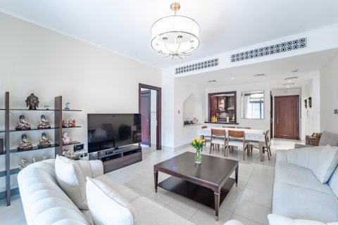 Apartament na sprzedaż w Downtown Dubai (Downtown Burj Dubai), Dubai, ZEA 3 sypialnie, 176 mkw., nr 758469 - zdjęcie 5