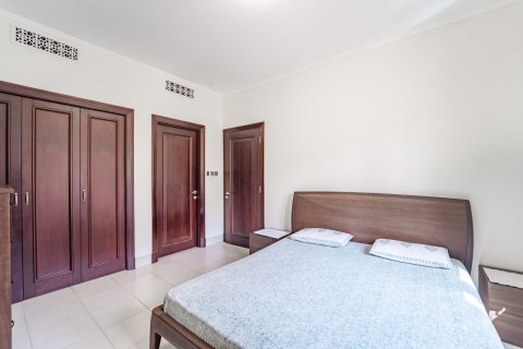 Apartament na sprzedaż w Downtown Dubai (Downtown Burj Dubai), Dubai, ZEA 3 sypialnie, 176 mkw., nr 758469 - zdjęcie 15