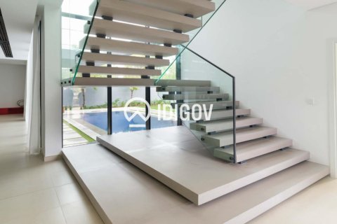 Villa till försäljning i Tilal City, Sharjah, UAE 4 sovrum, 297.75 kvm Nr. 735583 - fotografi 6