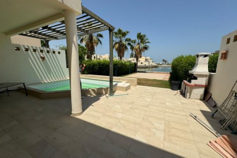 Huvila Ras Al Khaimah, Arabiemiraatit 2 makuuhuonetta, 172 m2 № 734569 - kuva 3