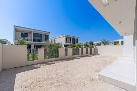 Villa in Tilal Al Ghaf, Dubai, UAE 4 bedrooms, 432 sq.m. № 680270 - photo 16
