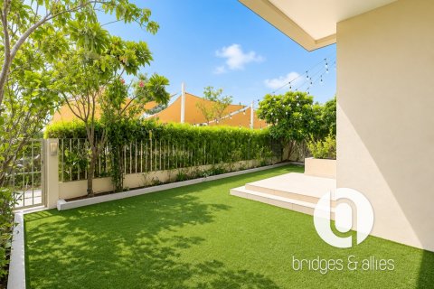 ویلا در Dubai Hills Estate، Dubai ، امارات متحده عربی 5 خوابه ، 254 متر مربع.  شماره 751526
