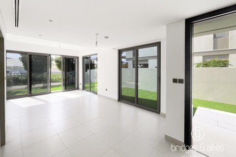 Villa en alquiler en Tilal Al Ghaf, Dubai, EAU 4 dormitorios, 311 m2 № 751525 - foto 6