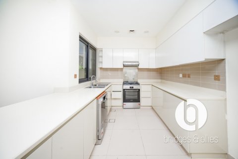 Вилла Дубай Хилс Эстейт, БАӘ-да 4 жатын бөлмелер, 229 м² № 751527 - фото 6