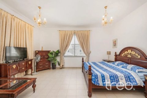 Vila v Falcon City of Wonders, Dubai, SAE 5 ložnice, 603.96 m² Č.: 755419 - fotografie 16