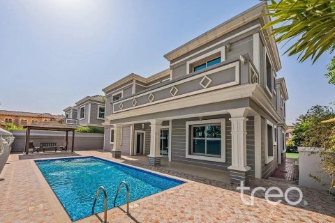 Vila v Falcon City of Wonders, Dubai, SAE 5 ložnice, 603.96 m² Č.: 755419 - fotografie 2