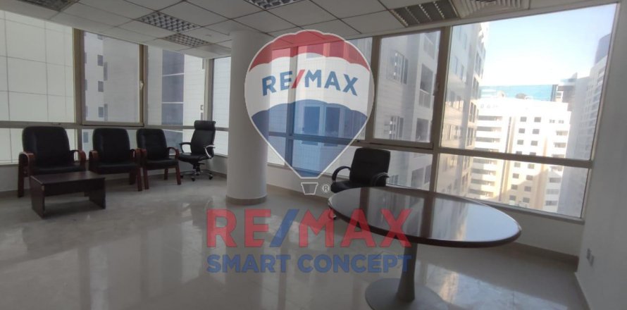 Kantor di Al Khalidiya, Abu Dhabi, UEA 220 m2 nomor 515229