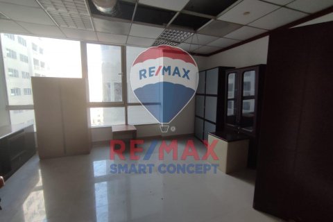 Kantor di Al Khalidiya, Abu Dhabi, UEA 220 m2 nomor 515229 - foto 2