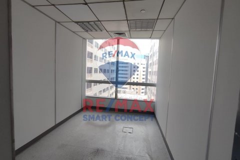 Kancelarija u Al Khalidiya, Abu Dhabi, UAE 182 m2 Br. 515224 - fotografija 12