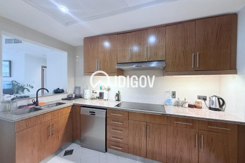 Lägenhet till försäljning i Dubai Marina, Dubai, UAE 3 sovrum, 164.25 kvm Nr. 735625 - fotografi 9