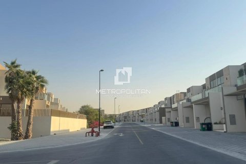 Kuća u nizu u Mohammed Bin Rashid City, Dubai, UAE 261 m2, 4 spavaćih soba Br. 665065