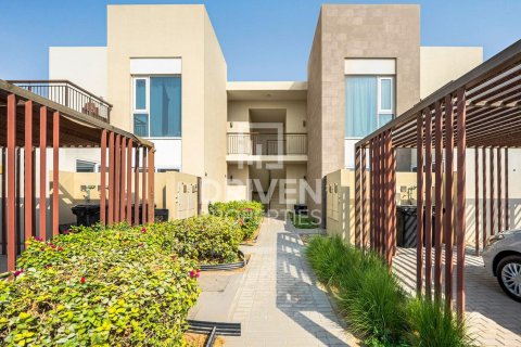 Dubai South (Dubai World Central), Dubai, संयुक्त अरब अमीरात में अपार्टमेंट, 3 बेडरूम, 250.37 वर्ग मीटर, संख्या 745279 - फ़ोटो 21