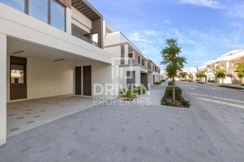 Villa in Tilal Al Ghaf, Dubai, UAE 4 bedrooms, 220.37 sq.m. № 757056 - photo 15