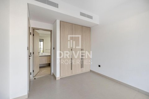 Villa in Tilal Al Ghaf, Dubai, UAE 4 bedrooms, 220.37 sq.m. № 757056 - photo 12