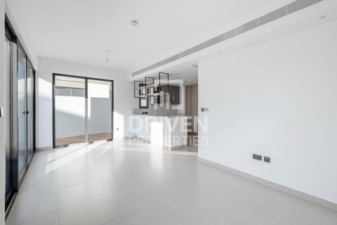 Vila u gradu Tilal Al Ghaf, Dubai, UAE 4 spavaće sobe, 220.37 m2 Br. 757056