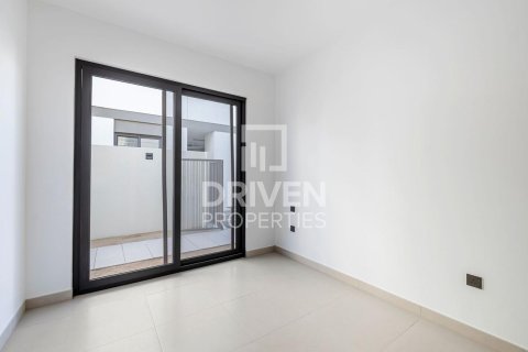 Villa in Tilal Al Ghaf, Dubai, UAE 4 bedrooms, 220.37 sq.m. № 757056 - photo 25