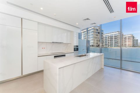Dubai, BAE’de satılık daire 4 yatak odası, 466.4 m&sup2; No 717607 - fotoğraf 4