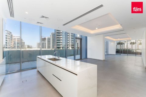 Dubai, BAE’de satılık daire 4 yatak odası, 466.4 m&sup2; No 717607 - fotoğraf 3