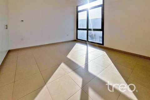 Town Square, Dubai, UAE의 임대용 타운하우스 침실 4개, 218.88제곱미터 번호 761433 - 사진 16