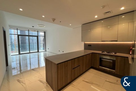 Apartmán v Business Bay, Dubai, SAE 1 spálňa, 90 m2 č. 670936