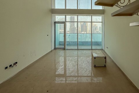 Apartemen di Jumeirah Lake Towers, Dubai, UEA 1 kamar tidur, 59.43 m2 nomor 748705 - foto 2