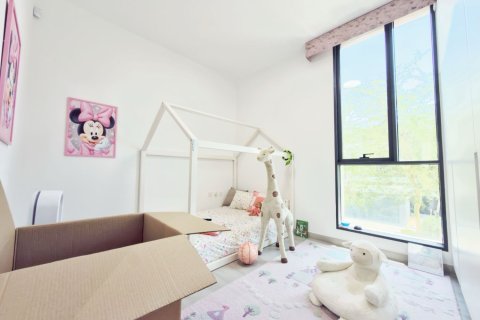 Villa til salg i Tilal City, Sharjah, UAE 4 soveværelser, 383.32 kvm № 748701 - foto 11