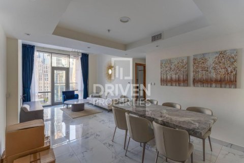 Apartman u gradu Business Bay, Dubai, UAE 1 spavaća soba, 97.46 m2 Br. 762215 - Slika 2
