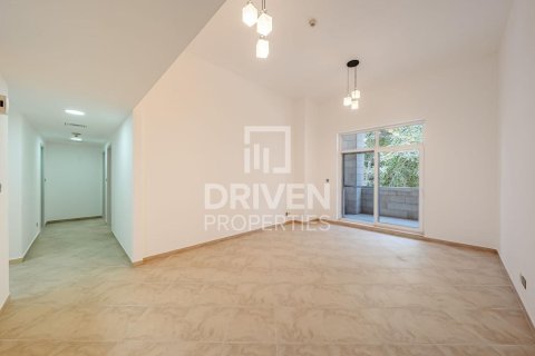 Apartment in Motor City, Dubai, UAE 2 bedrooms, 134.34 sq.m. № 762220 - photo 1