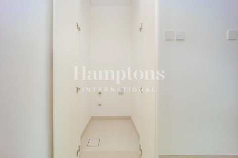 Зняти в оренду таунхаус в Jumeirah Village Triangle, Дубай, ОАЕ 3 спальні, 173.99988676м2, № 754650 - фото 12