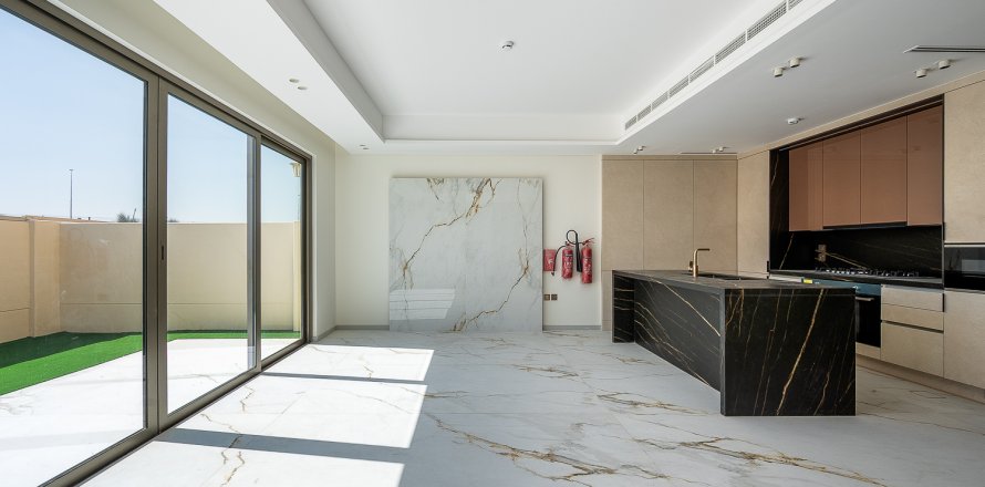 Radový dom v Jumeirah Golf Estates, Dubai, SAE 3 spálne, 207.55 m2 č. 764196