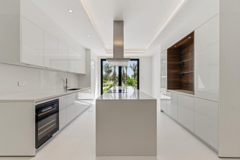 Vila v Jumeirah Islands, Dubai, SAE 4 ložnice, 602.94 m² Č.: 764195 - fotografie 12