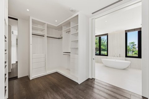 Vila v Jumeirah Islands, Dubai, SAE 4 ložnice, 602.94 m² Č.: 764195 - fotografie 25