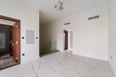 Kuća u nizu u Nadd Al Sheba, Dubai, UAE 4 spavaćih soba, 260 m2 Br. 709769 - fotografija 16