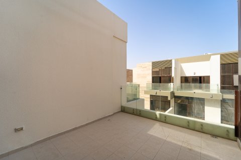Kuća u nizu u Nadd Al Sheba, Dubai, UAE 4 spavaćih soba, 260 m2 Br. 709769 - fotografija 6