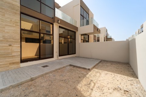 Kuća u nizu u Nadd Al Sheba, Dubai, UAE 4 spavaćih soba, 260 m2 Br. 709769 - fotografija 3